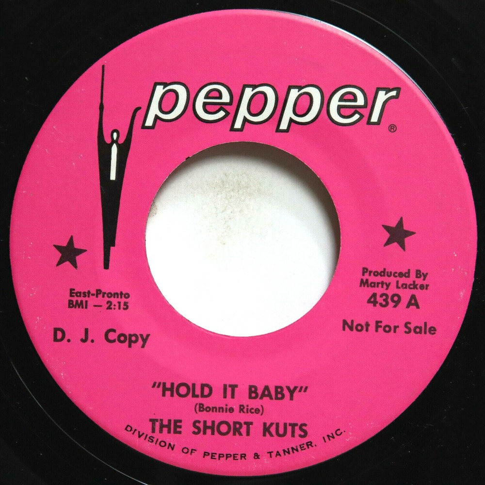 SHORT KUTS - BROKE DOWN PIECE OF MAN/ HOLD IT BABY‎ - SOUL 45 DJ